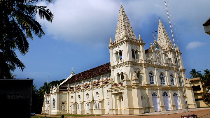 Santa Cruz Basilica, Kochi